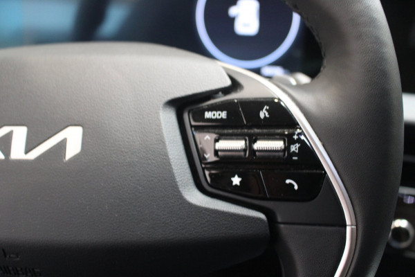 Kia Ev6 Light Edition 58 kWh |100% SOH|Camera|Carplay|Trekhaak|Dealer onderhouden