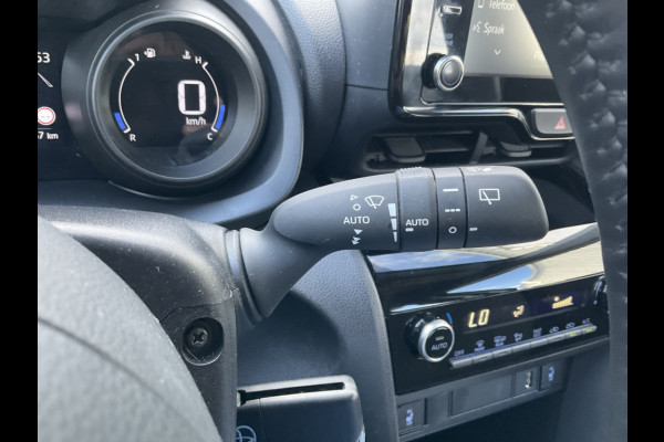 Toyota Yaris Cross 1.5 Hybrid Dynamic Hoge zit Navi Camera Stoelverw Clima Voll.Onderhouden!