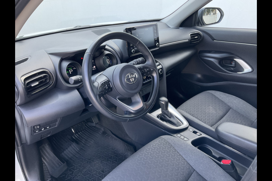 Toyota Yaris Cross 1.5 Hybrid Dynamic Hoge zit Navi Camera Stoelverw Clima Voll.Onderhouden!