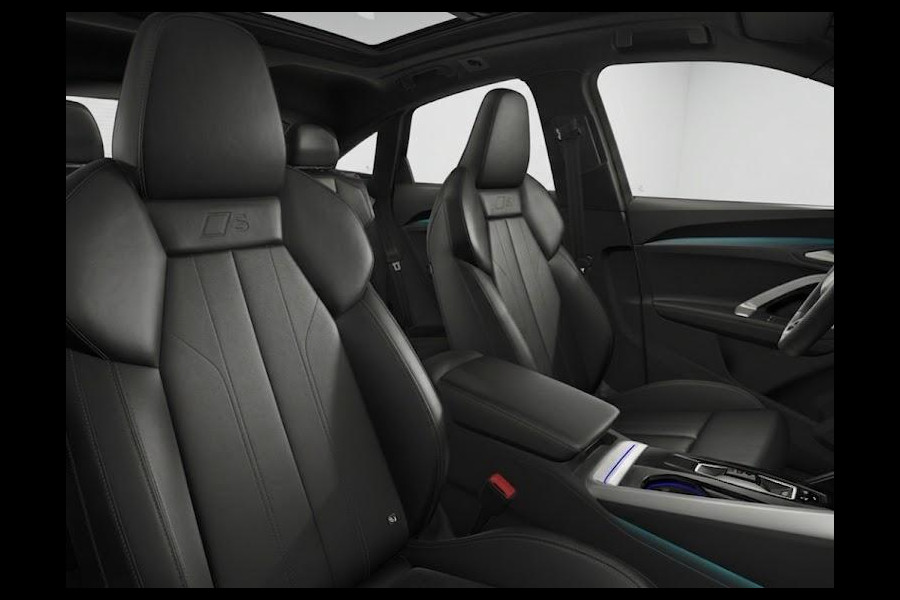 Audi Q5 Sportback S edition e-hybrid 299 pk | Techniekpakket plus | Panorama-glasdak | Optiekpakket zwart-glanzend | Trekhaak, elektr |