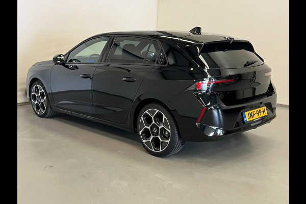 Opel Astra 1.2 Turbo Sport Night Edition / CarPlay / 18" LM