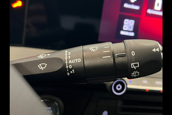 Opel Astra 1.2 Turbo Sport Night Edition / CarPlay / 18" LM