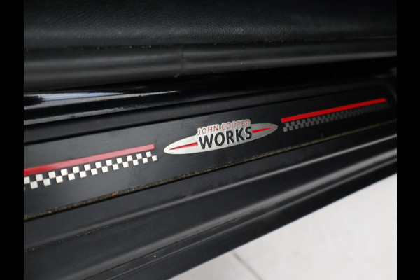 MINI Countryman 2.0 COOPER S 178 PK AUT. JCW PAKKET | LEDER | HEAD-UP | PANORAMA | ADAPTIVE CRUISE | CAMERA