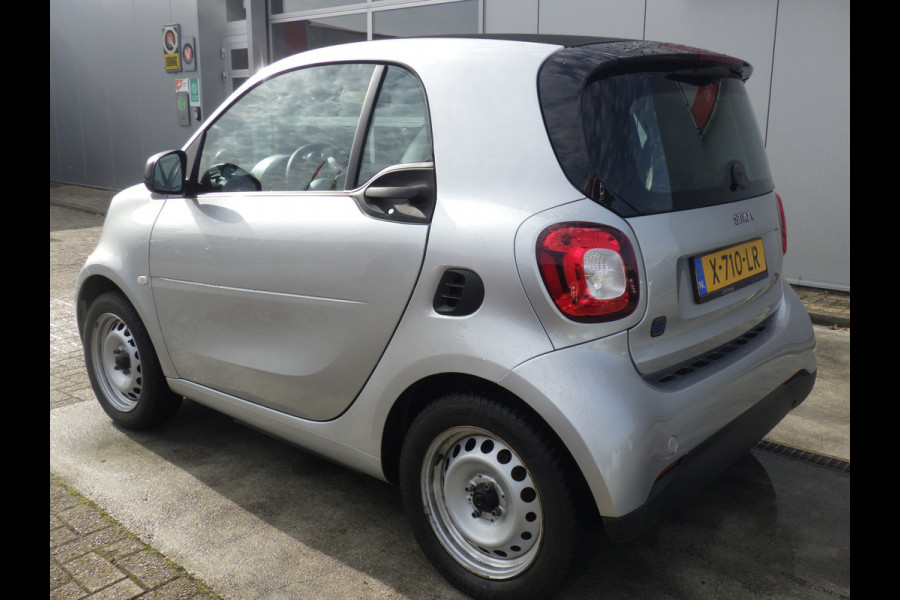 Smart Fortwo EQ Comfort 18 kWh, Airco, Cruise, Stoelverwarming!