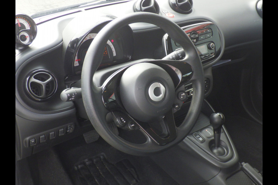 Smart Fortwo EQ Comfort 18 kWh, Airco, Cruise, Stoelverwarming!
