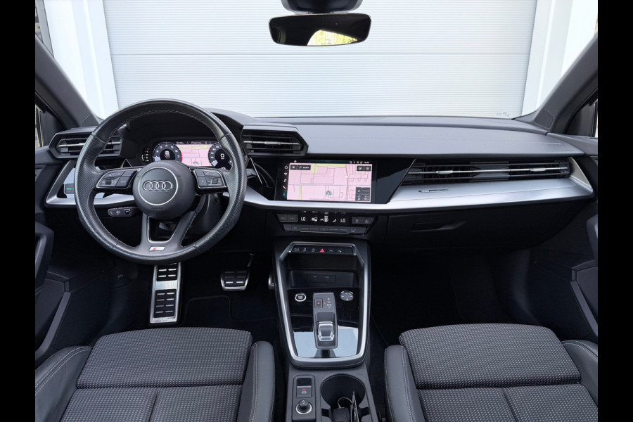 Audi A3 Sportback 35 TFSI S edition Pano/360/AppleCar/Acc