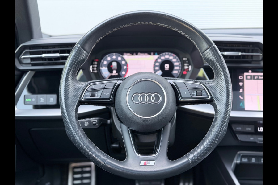Audi A3 Sportback 35 TFSI S edition Pano/360/AppleCar/Acc
