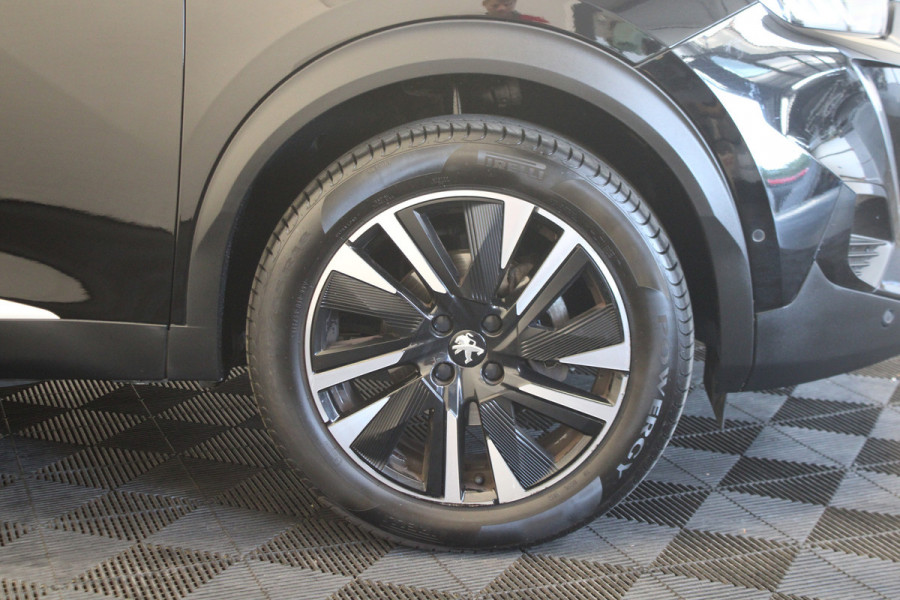 Peugeot 2008 1.2 PureTech GT Pack |Stoelverw.|Navi|