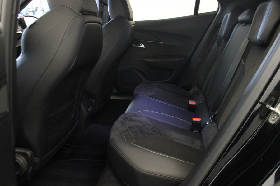 Peugeot 2008 1.2 PureTech GT Pack |Stoelverw.|Navi|