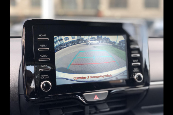 Toyota Yaris 1.5 Hybrid Dynamic Plus | Trekhaak, Dodehoekherkenning, Parkeersensoren, LED, Stoelverwarming