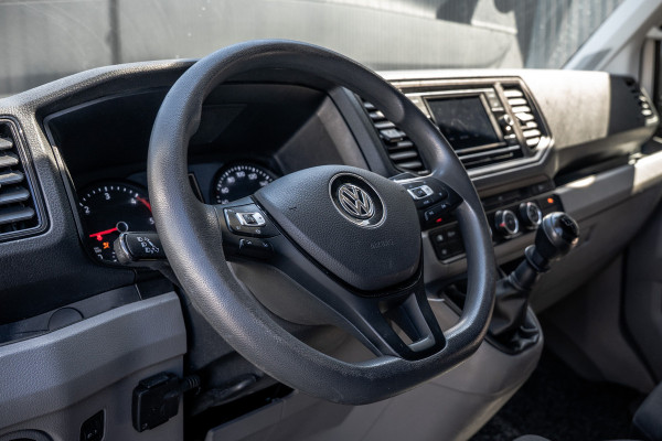 Volkswagen Crafter 2.0 TDI L4H3 140PK | Cruise | 360° camera | Carplay | PDC | Imperiaal | Trekhaak