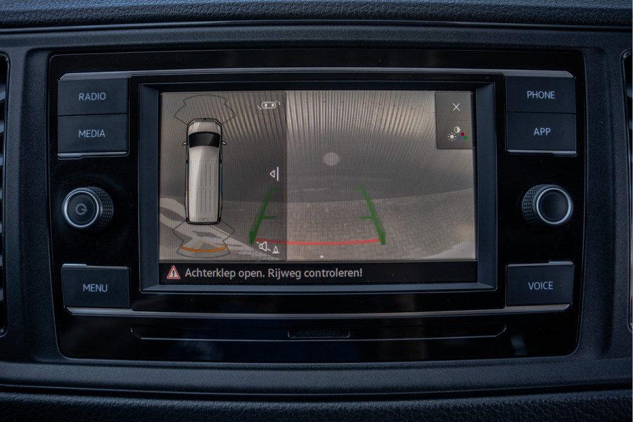 Volkswagen Crafter 2.0 TDI L4H3 140PK | Cruise | 360° camera | Carplay | PDC | Imperiaal | Trekhaak