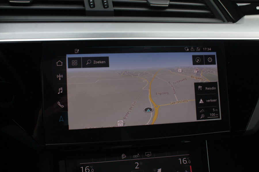Audi e-tron e-tron 55 quattro advanced 95 kWh / Camera / Half leder / Navigatie / Blackpack / 21'' / Stoelverwarming / DAB / Cruise Control / Rijstrooksensor