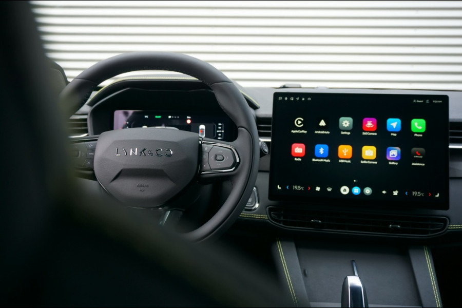 Lynk & Co 01 1.5 More 261PK | MEEST LUXE | NED. AUTO | 1.800 KG TREKGEWICHT