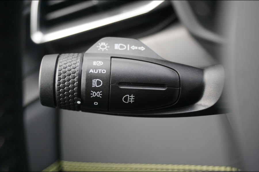 Lynk & Co 01 1.5 More 261PK | MEEST LUXE | NED. AUTO | 1.800 KG TREKGEWICHT