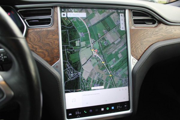 Tesla Model S 100D / Autopilot 2.5 / Luchtvering / Panoramadak / Performance package / Leder / Navigatie / 20'' / Audio Premium