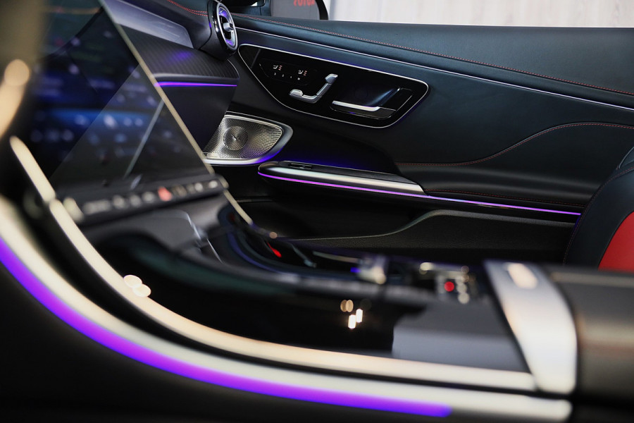 Mercedes-Benz CLE Cabriolet AMG 53 4MATIC+ / Head Up / Memory / 360 Camera / Acc / Lane Assist / Dode Hoek / Airscarf / Dig Light