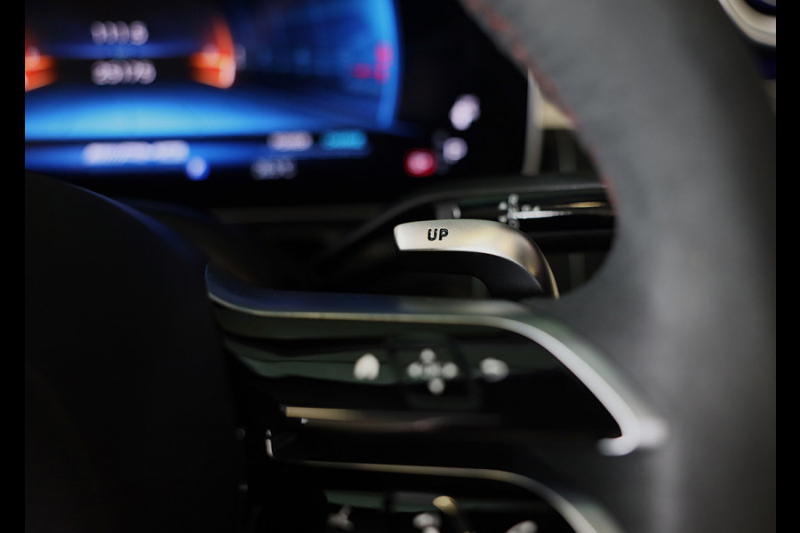 Mercedes-Benz CLE Cabriolet AMG 53 4MATIC+ / Head Up / Memory / 360 Camera / Acc / Lane Assist / Dode Hoek / Airscarf / Dig Light