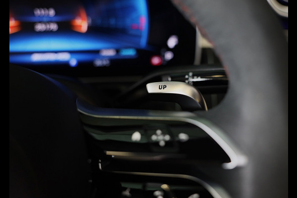 Mercedes-Benz CLE Cabriolet AMG 53 4MATIC+ / Head Up / Memory / 360 Camera / Acc / Lane Assist / Dode Hoek / Airscarf / Dig Light