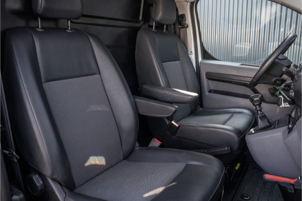 Opel Vivaro 2.0 L2H1 | 150 PK | Cruise | Airco | Imperiaal | Trekhaak