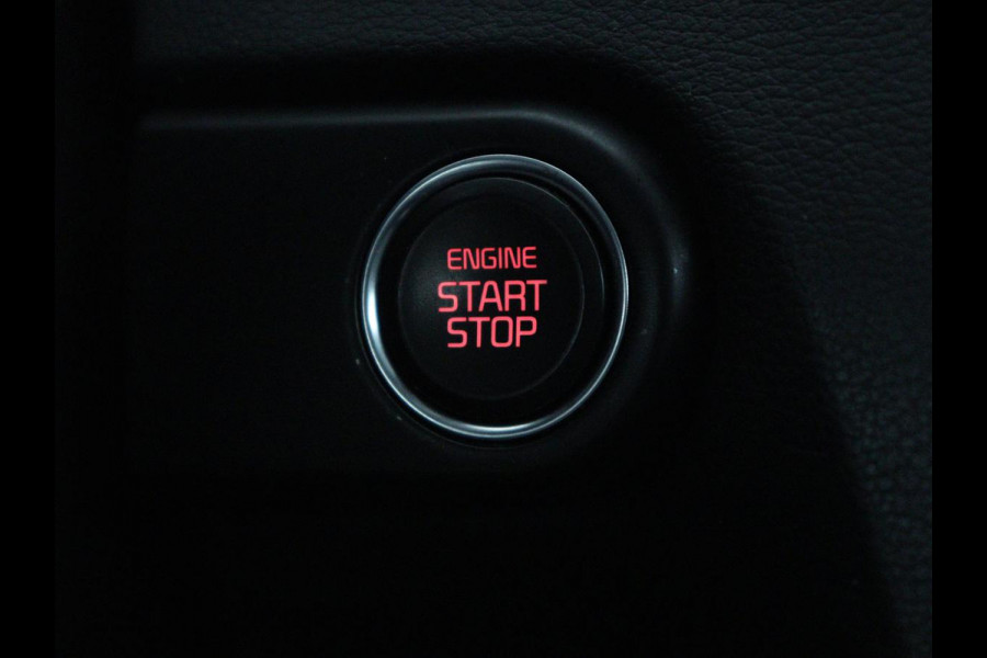 Kia Ceed 1.0 T-GDi DynamicPlusLine | Stoelverwarming | Carplay | Camera | Navigatie | Stuurverwarming | Half leder | Cruise control | Keyless | DAB | Parkeerhulp | Climate control | Bluetooth