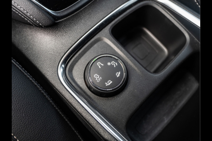 Opel Grandland X 1.6 Turbo 180PK EAT8 Ultimate | Leder | Ventilatie | Trekhaak |