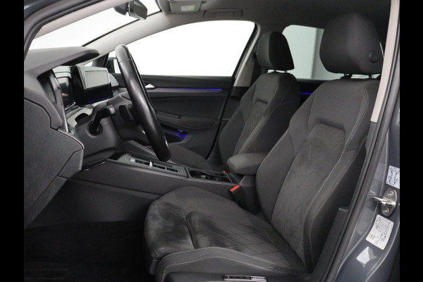Volkswagen Golf 1.4 eHybrid Style | SOH 88% | Massage | Adaptive cruise | Carplay | Memory | Navigatie | Sfeerverlichting | Parkeerhulp | Climate control | Bluetooth | PHEV | Plug In