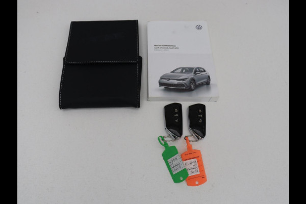 Volkswagen Golf 1.4 eHybrid Style | SOH 88% | Massage | Adaptive cruise | Carplay | Memory | Navigatie | Sfeerverlichting | Parkeerhulp | Climate control | Bluetooth | PHEV | Plug In