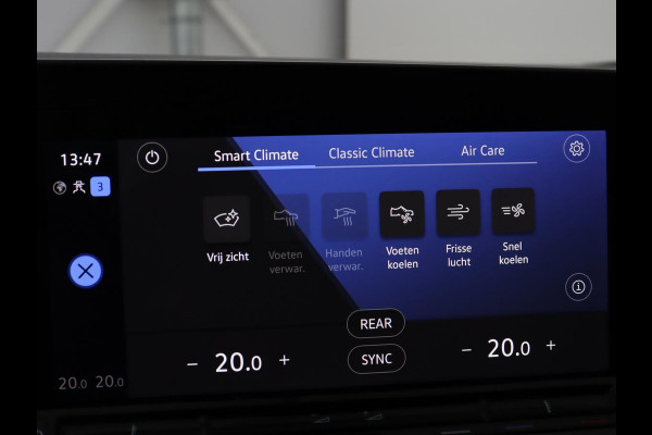 Volkswagen Golf 1.4 eHybrid Style | SOH 88% | Massage | Adaptive cruise | Carplay | Memory | Navigatie | Sfeerverlichting | Parkeerhulp | Climate control | Bluetooth | PHEV | Plug In