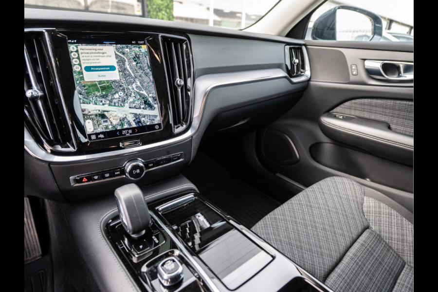 Volvo V60 2.0 T6 Plug-in hybrid AWD Ultimate Bright