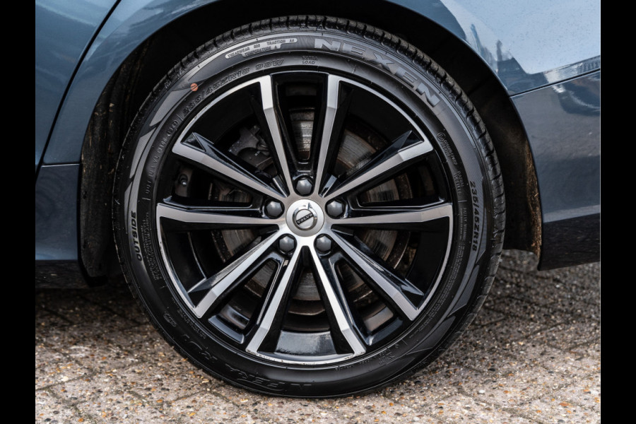 Volvo V60 2.0 T6 Plug-in hybrid AWD Ultimate Bright