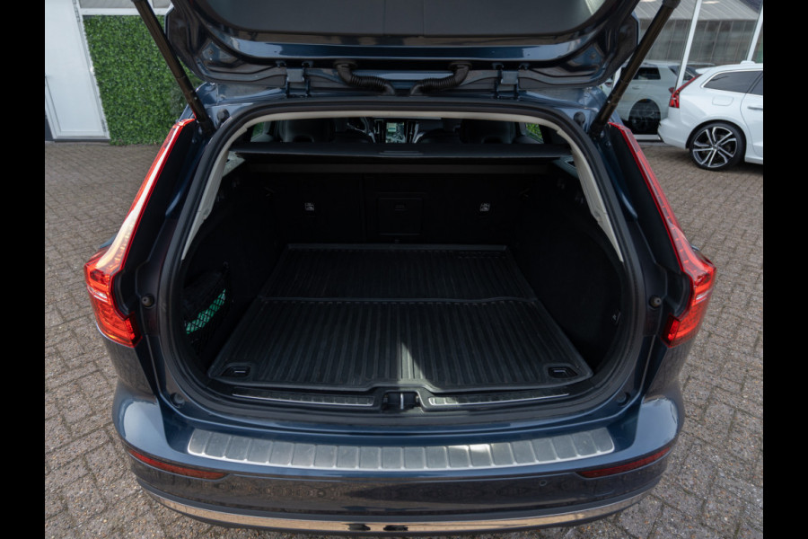 Volvo V60 2.0 T6 Plug-in hybrid AWD Ultimate Bright