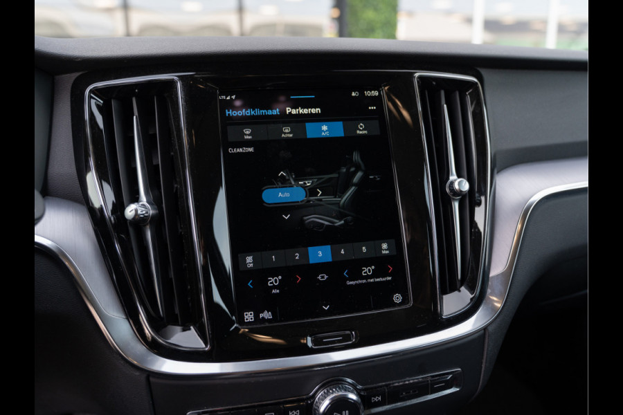 Volvo V60 2.0 T6 Plug-in hybrid AWD Ultimate Bright