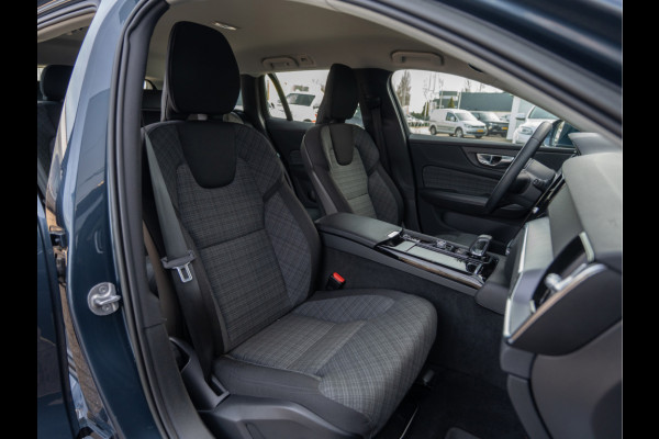 Volvo V60 2.0 T6 Plug-in hybrid AWD Ultimate Bright