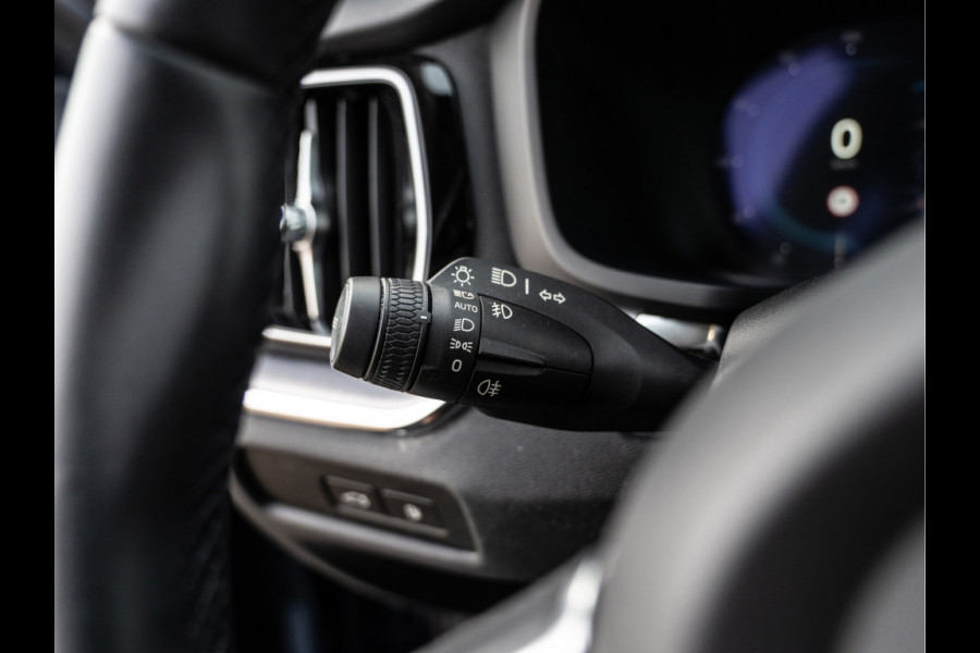 Volvo V60 2.0 T6 Plug-in hybrid AWD Ultimate Bright
