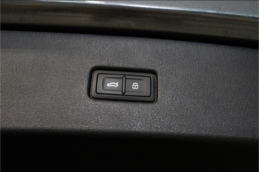 Audi Q5 Sportback 55 TFSI e S Edition 367PK | Pano | Trekhaak | Stoel&Stuurverw. | Carplay | 12 MND Garantie