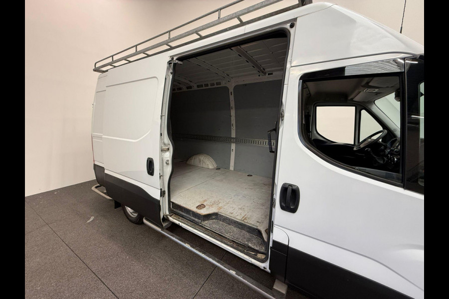 Iveco Daily 35S14 140pk L2H2/L3H2 3500kg Trekhaak Airco Cruise