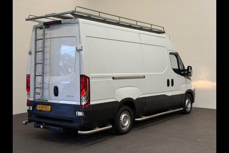 Iveco Daily 35S14 140pk L2H2/L3H2 3500kg Trekhaak Airco Cruise