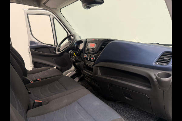 Iveco Daily 35S14 140pk L2H2/L3H2 3500kg Trekhaak Airco Cruise