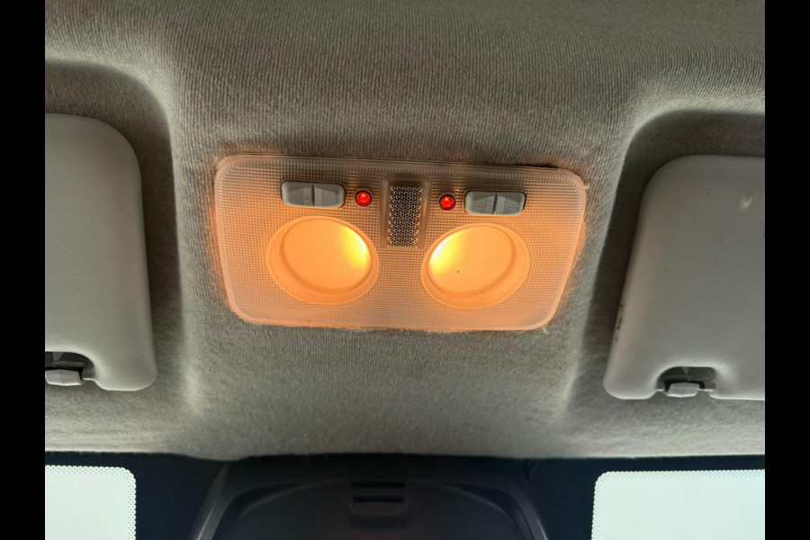 Iveco Daily 35S14 140pk L2H2/L3H2 3500kg Trekhaak Airco Cruise