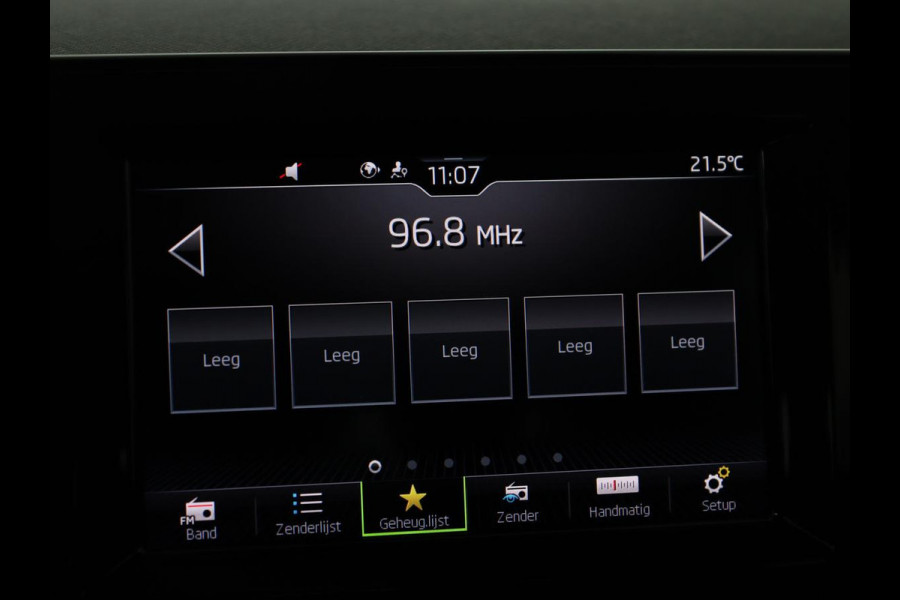 Škoda SCALA 1.0 TSI Ambition | Automaat | Trekhaak | Carplay | Airco | Cruise control | Bluetooth | Full LED