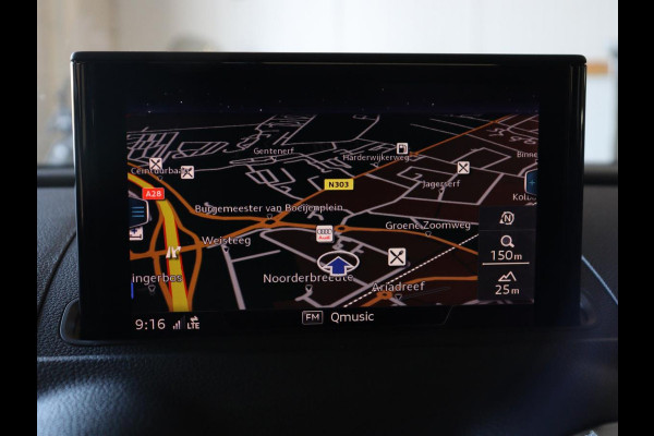 Audi A3 1.5 TFSI Sport S Line Edition | Trekhaak | Half leder | Full LED | Navigatie | Bluetooth | Sportstoelen | Parkeerhulp | Climate control | Cruise control | 18'' | Origineel NL | S Line