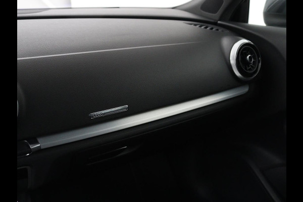 Audi A3 1.5 TFSI Sport S Line Edition | Trekhaak | Half leder | Full LED | Navigatie | Bluetooth | Sportstoelen | Parkeerhulp | Climate control | Cruise control | 18'' | Origineel NL | S Line