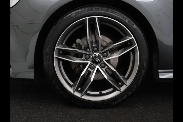Audi A3 1.5 TFSI Sport S Line Edition | Trekhaak | Half leder | Full LED | Navigatie | Bluetooth | Sportstoelen | Parkeerhulp | Climate control | Cruise control | 18'' | Origineel NL | S Line