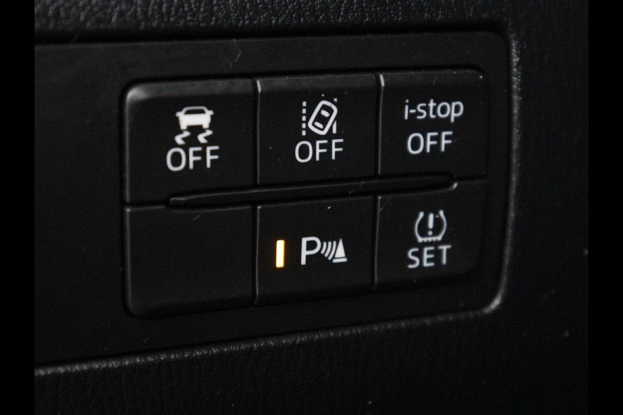 Mazda 3 2.0 SkyActiv-G 120 GT-M | Head-Up | Leder | Stoelverwarming | Adaptive cruise | Camera | Stuurverwarming | Bose Sound | Navigatie | Full LED | Keyless | Parkeerhulp | Climate control