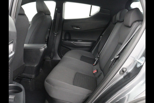 Toyota C-HR 2.0 Hybrid Dynamic | Stoelverwarming | Adaptive cruise | Camera | Carplay | Navigatie | Climate control | Bluetooth