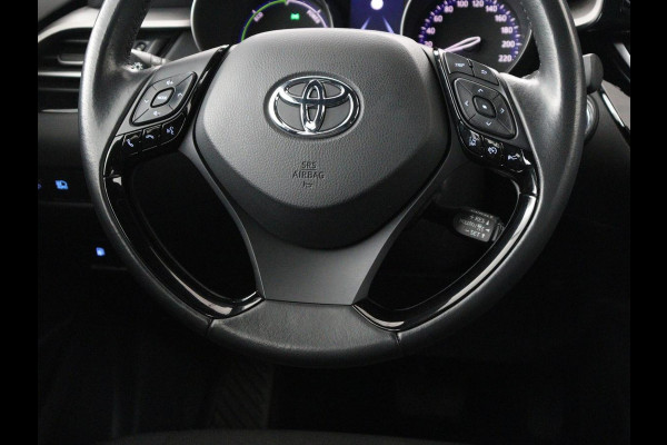 Toyota C-HR 2.0 Hybrid Dynamic | Stoelverwarming | Adaptive cruise | Camera | Carplay | Navigatie | Climate control | Bluetooth