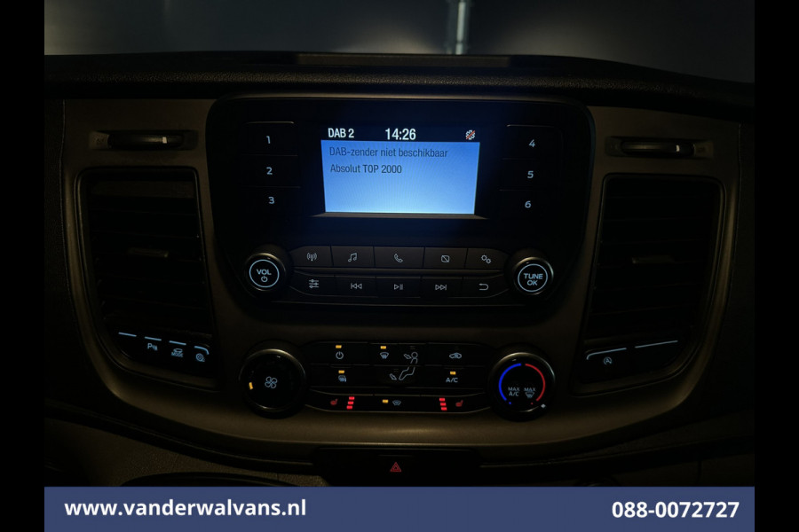 Ford Transit 2.0 TDCI 130pk L4H3 Jumbo Euro6 Airco | Camera | Cruisecontrol | Stoelverwarming | Verwarmde voorruit Parkeersensoren, Bijrijdersbank