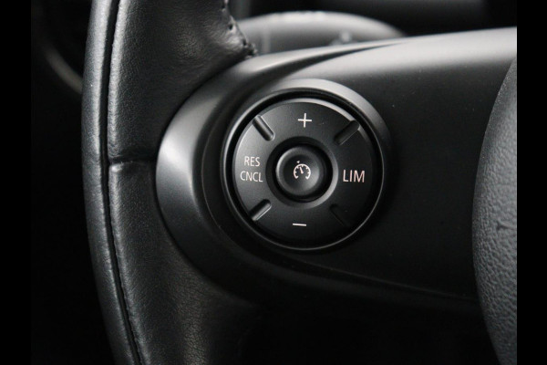 MINI Cooper 1.5 Cooper | Automaat | 87.100km NAP | Carplay | Navigatie | Cruise control | Bluetooth | Airco | Lichtmetalen velgen