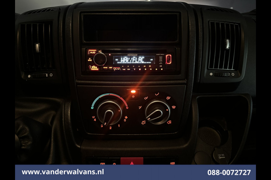 Citroën Jumper 2.2 BlueHDi 141pk Bakwagen 436cm Lang Laadklep Euro6 Airco | 1075kg laadvermogen Bijrijdersbank